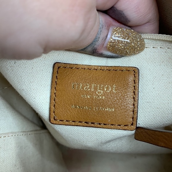 Margot Tan whiskey Leather turnlock crossbodybag - Picture 9 of 9